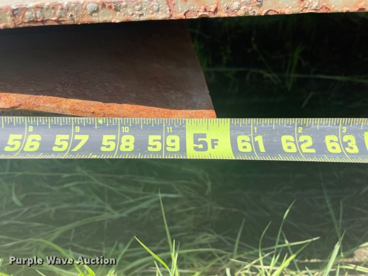 image for item IR9984 2008 Terex  drop deck equipment trailer