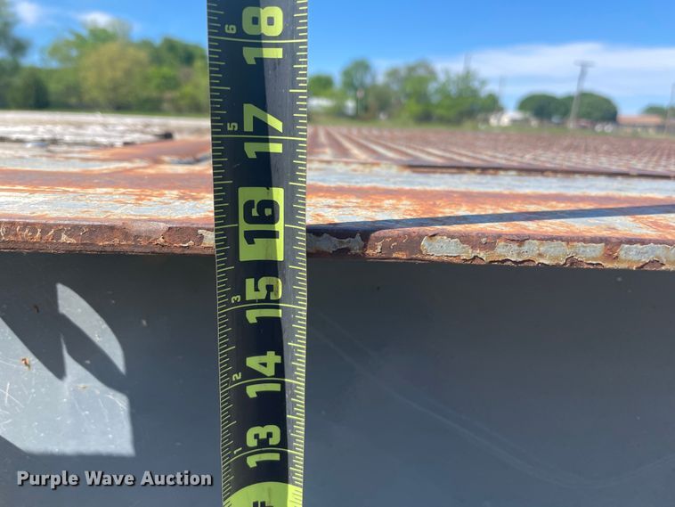 image for item IR9984 2008 Terex  drop deck equipment trailer