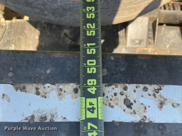 image for item IR9985 1986 Peterbilt 359  dump truck