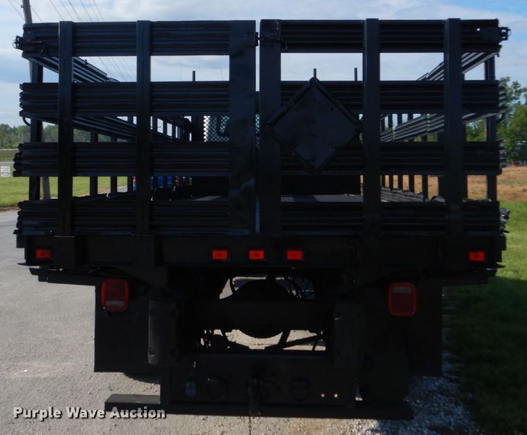 image for item IT9031 2011 Freightliner Business Class M2  flatbed truck