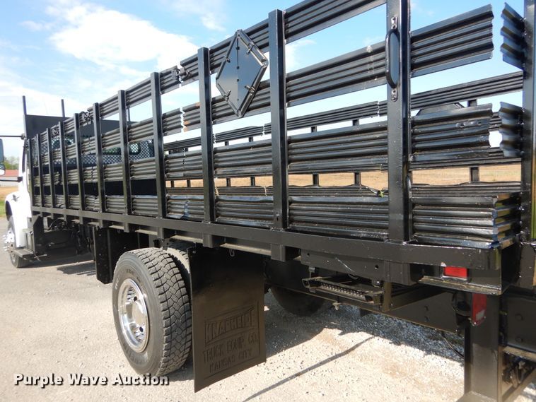 image for item IT9031 2011 Freightliner Business Class M2  flatbed truck