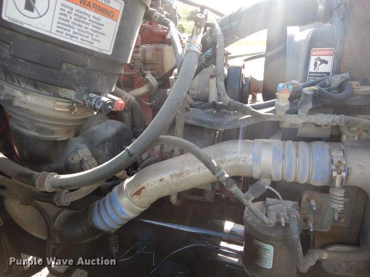 image for item IT9031 2011 Freightliner Business Class M2  flatbed truck