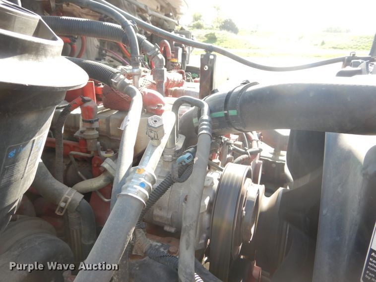 image for item IT9031 2011 Freightliner Business Class M2  flatbed truck