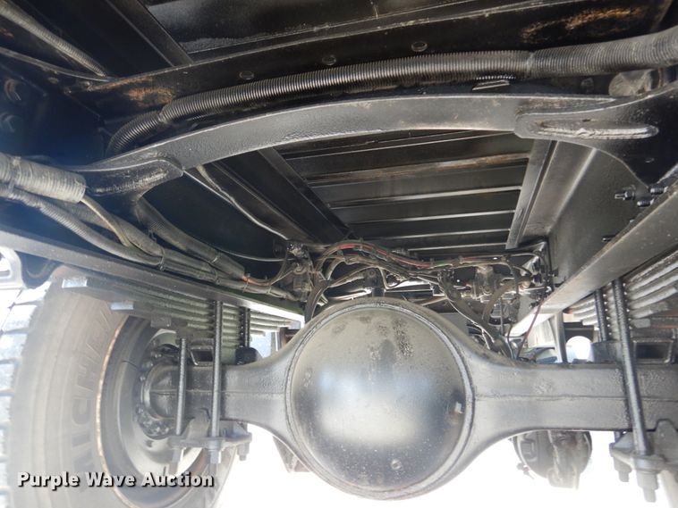 image for item IT9031 2011 Freightliner Business Class M2  flatbed truck