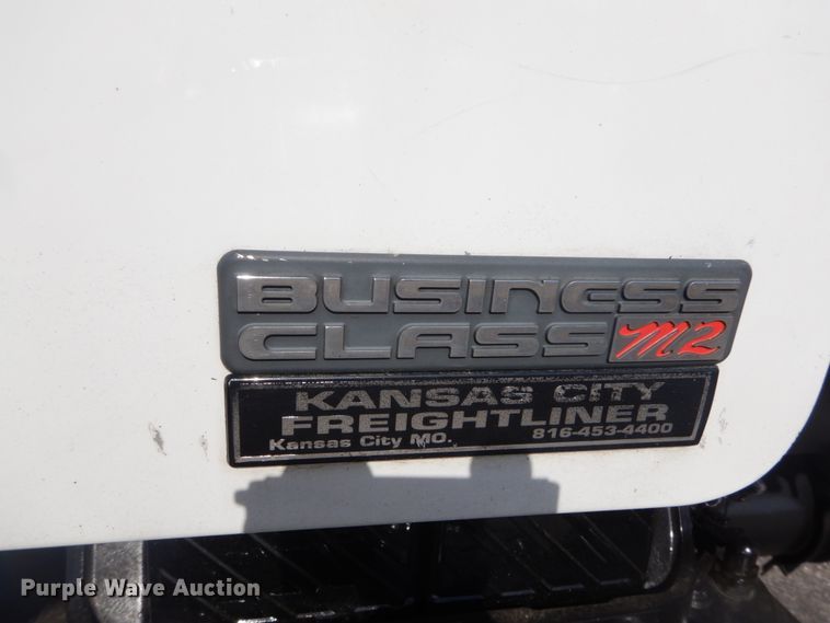 image for item IT9031 2011 Freightliner Business Class M2  flatbed truck