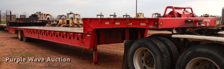 image for item IT9259 2006 Trail King TK70HT-502  drop deck equipment trailer