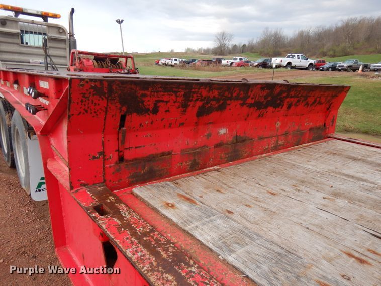 image for item IT9259 2006 Trail King TK70HT-502  drop deck equipment trailer