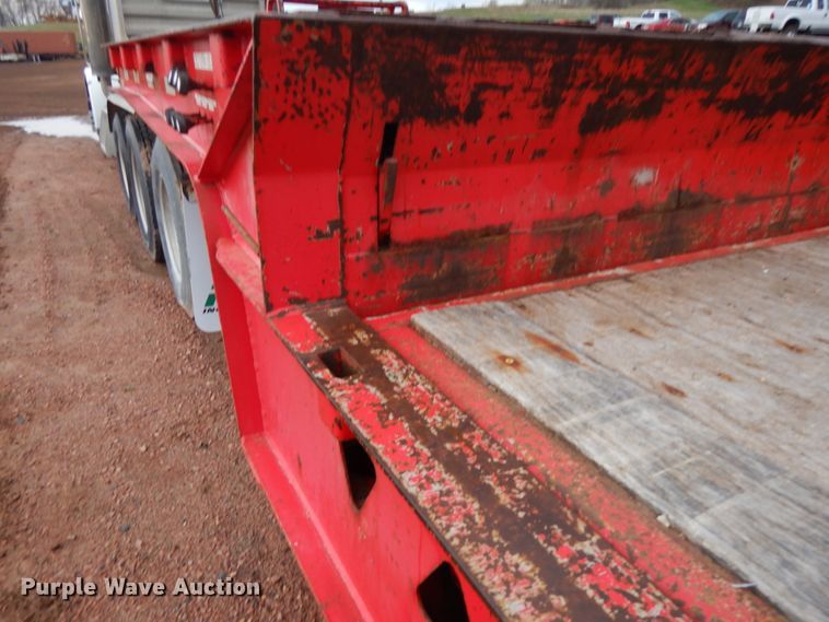 image for item IT9259 2006 Trail King TK70HT-502  drop deck equipment trailer