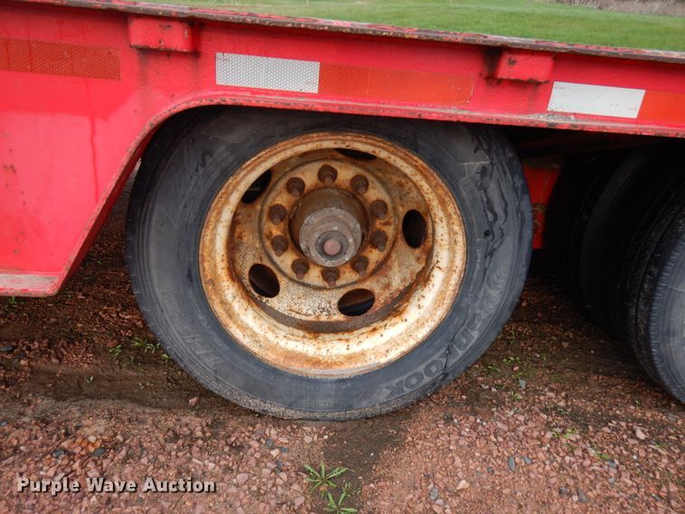 image for item IT9259 2006 Trail King TK70HT-502  drop deck equipment trailer