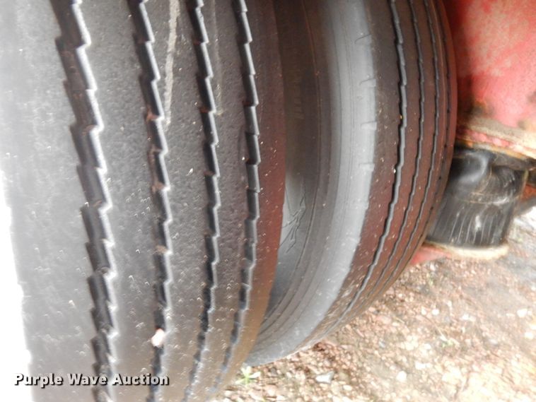 image for item IT9259 2006 Trail King TK70HT-502  drop deck equipment trailer