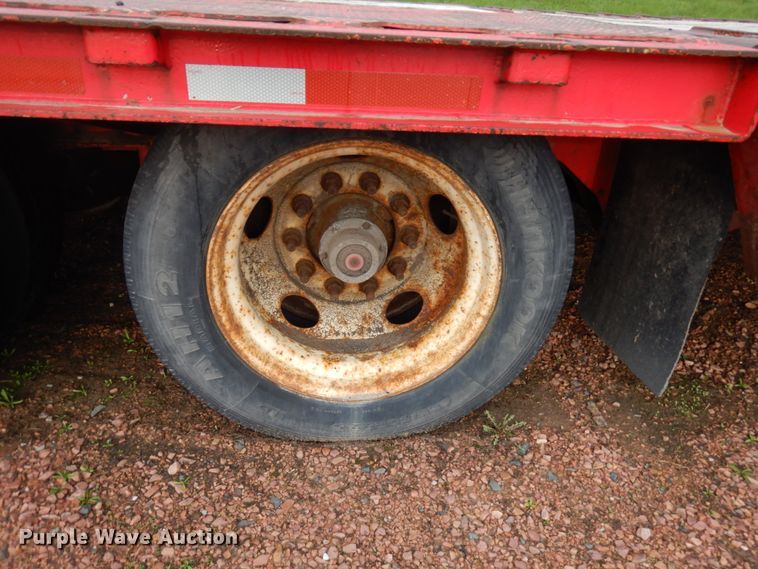 image for item IT9259 2006 Trail King TK70HT-502  drop deck equipment trailer