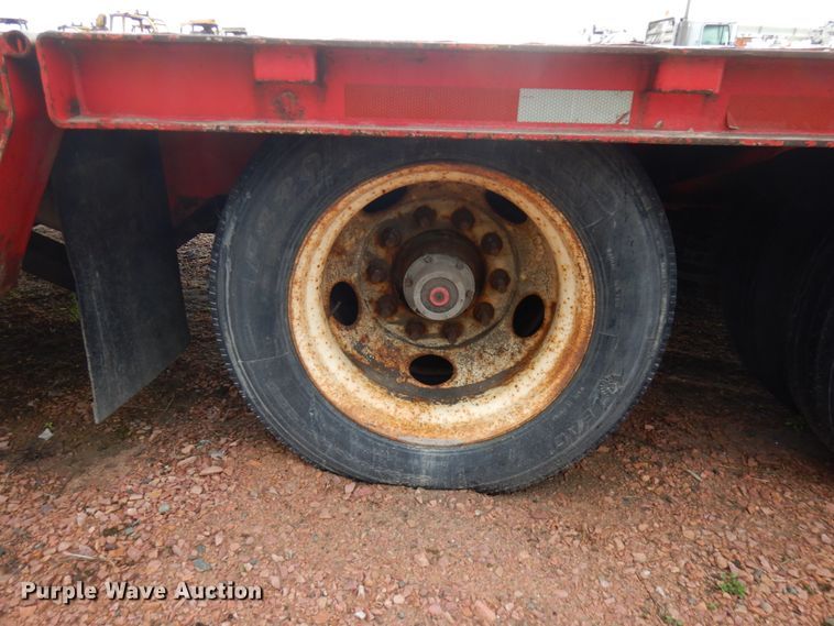 image for item IT9259 2006 Trail King TK70HT-502  drop deck equipment trailer