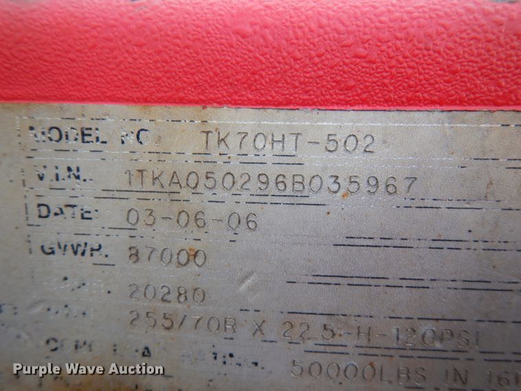 image for item IT9259 2006 Trail King TK70HT-502  drop deck equipment trailer