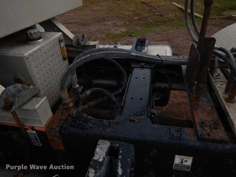 image for item IT9260 2006 Peterbilt 379  semi truck