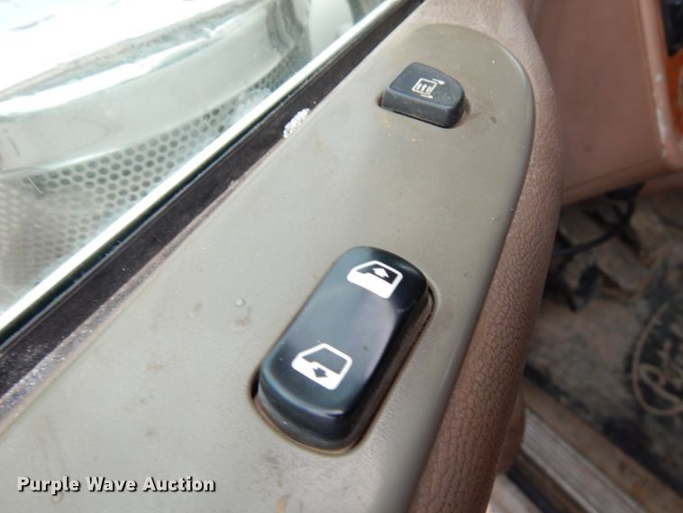 image for item IT9260 2006 Peterbilt 379  semi truck