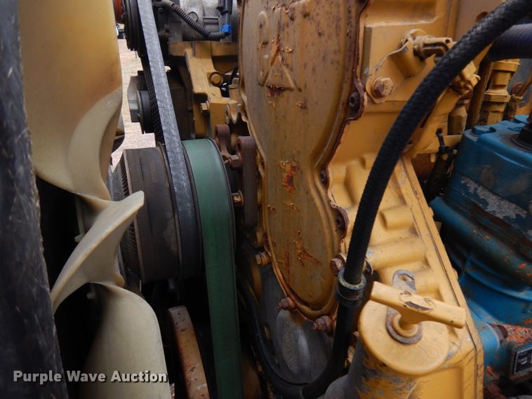 image for item IT9260 2006 Peterbilt 379  semi truck