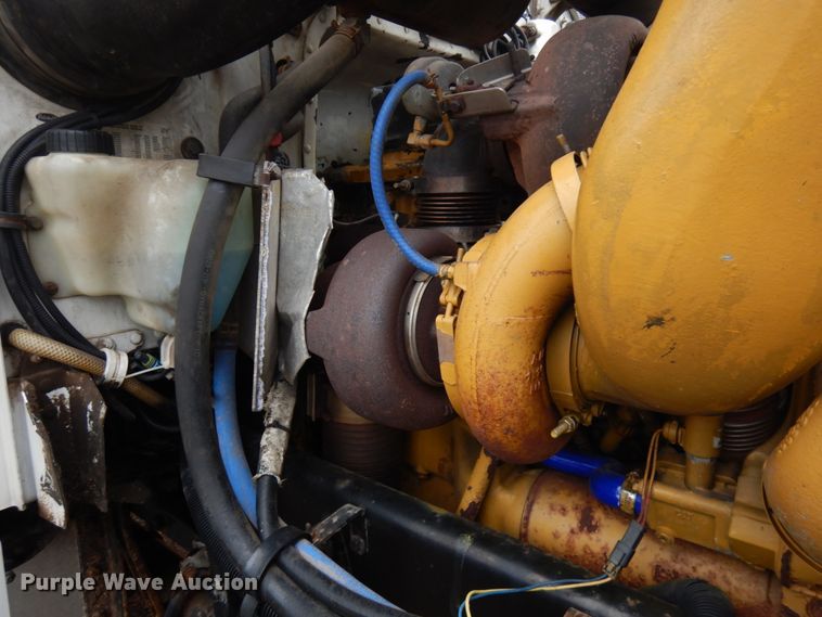 image for item IT9260 2006 Peterbilt 379  semi truck