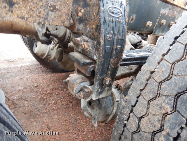 image for item IT9260 2006 Peterbilt 379  semi truck