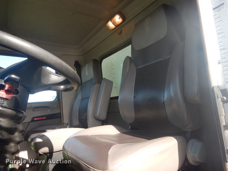 image for item IY9617 2013 Kenworth T270  box truck