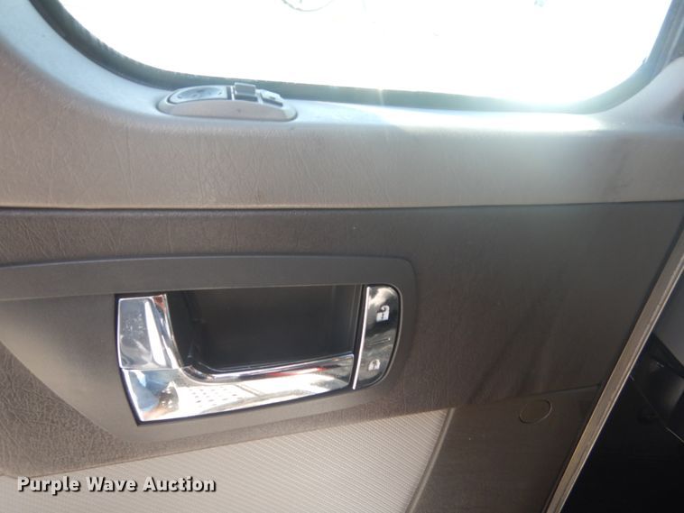 image for item IY9617 2013 Kenworth T270  box truck