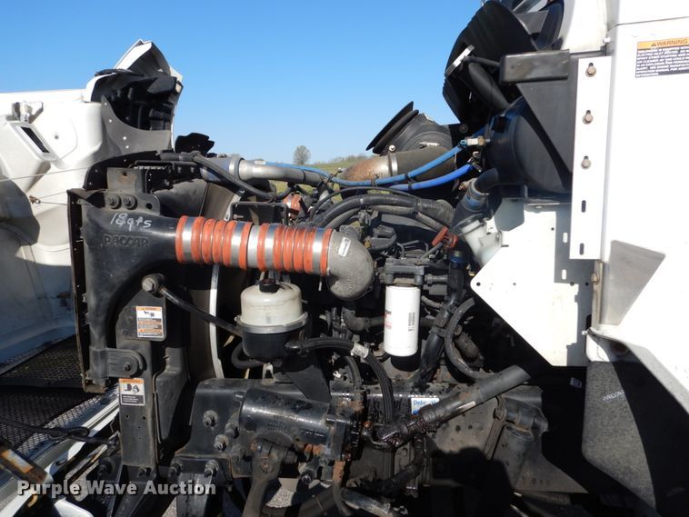 image for item IY9617 2013 Kenworth T270  box truck