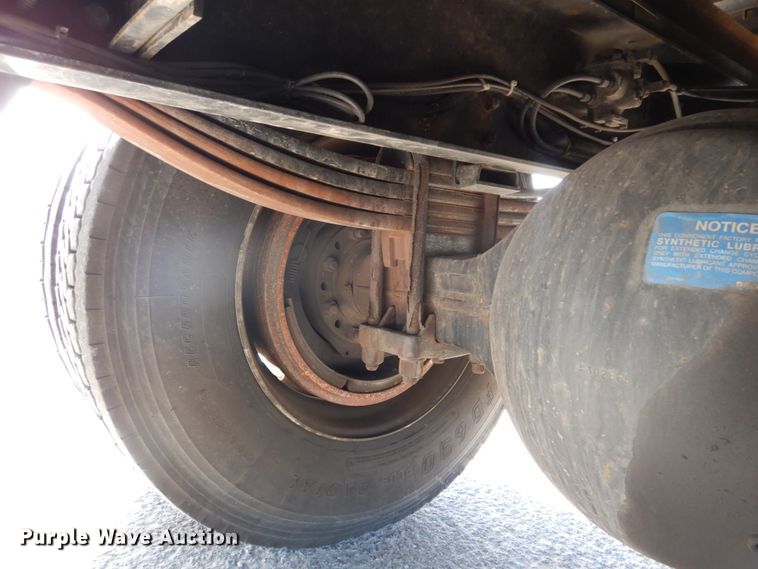 image for item IY9617 2013 Kenworth T270  box truck