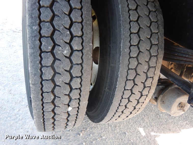 image for item IY9617 2013 Kenworth T270  box truck