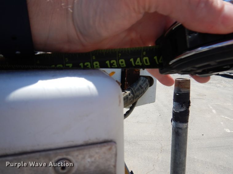 image for item DA5290 2008 Ford F550 XL  bucket truck