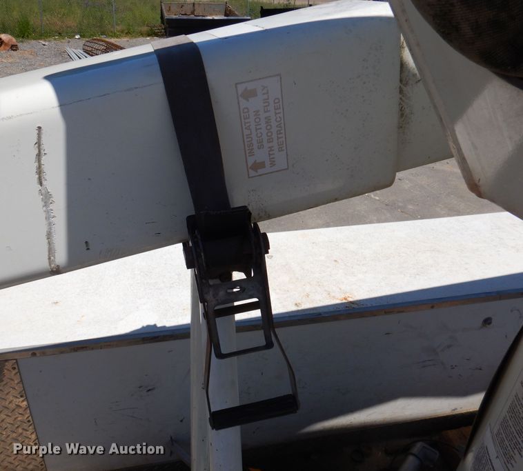 image for item DA5290 2008 Ford F550 XL  bucket truck