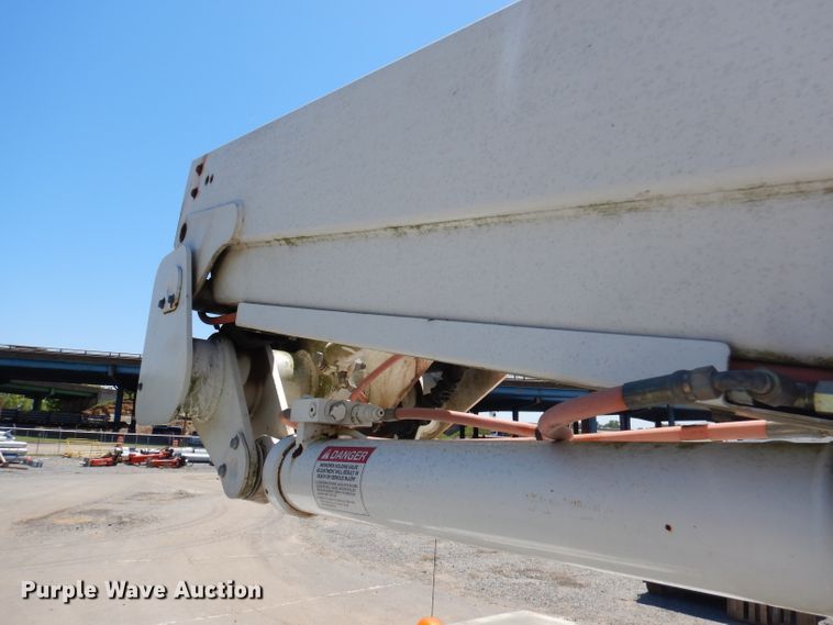 image for item DA5290 2008 Ford F550 XL  bucket truck
