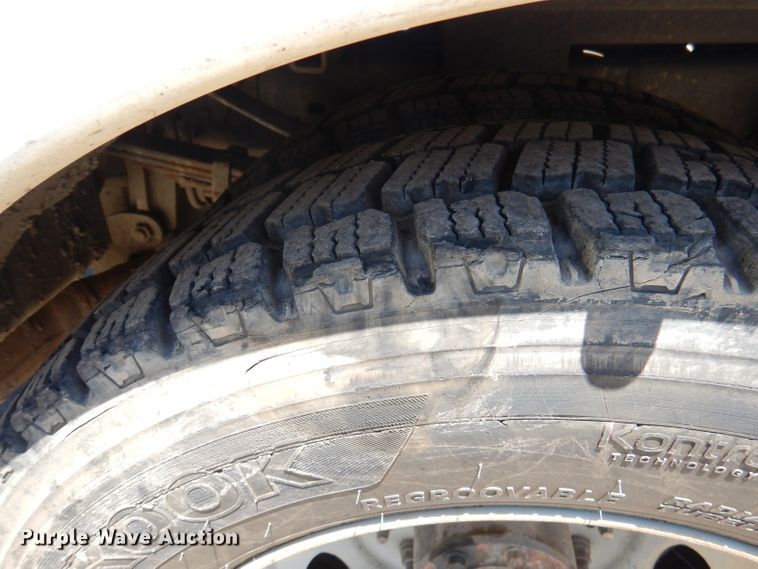 image for item DA5290 2008 Ford F550 XL  bucket truck