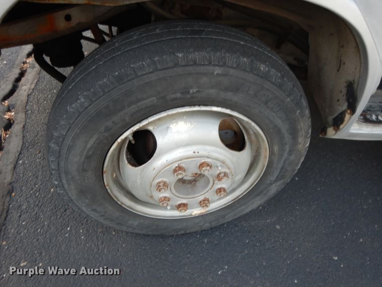 image for item DH8768 1985 Chevrolet G30  RV