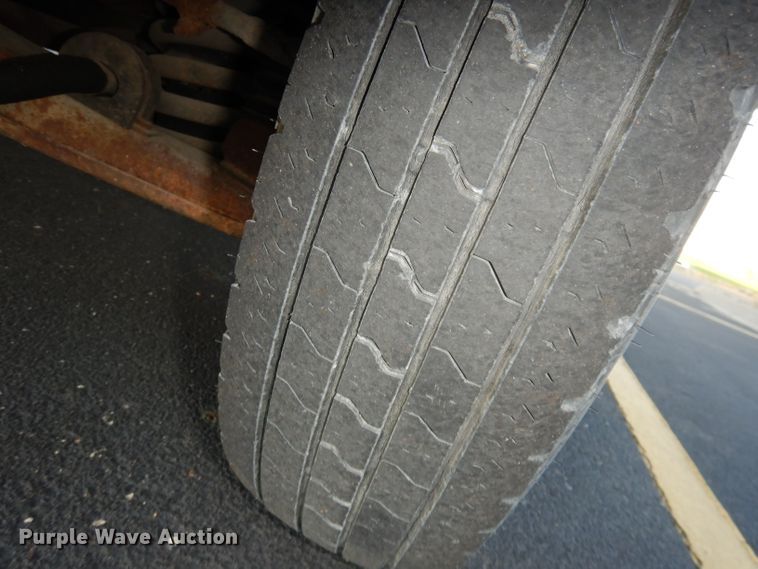 image for item DH8768 1985 Chevrolet G30  RV