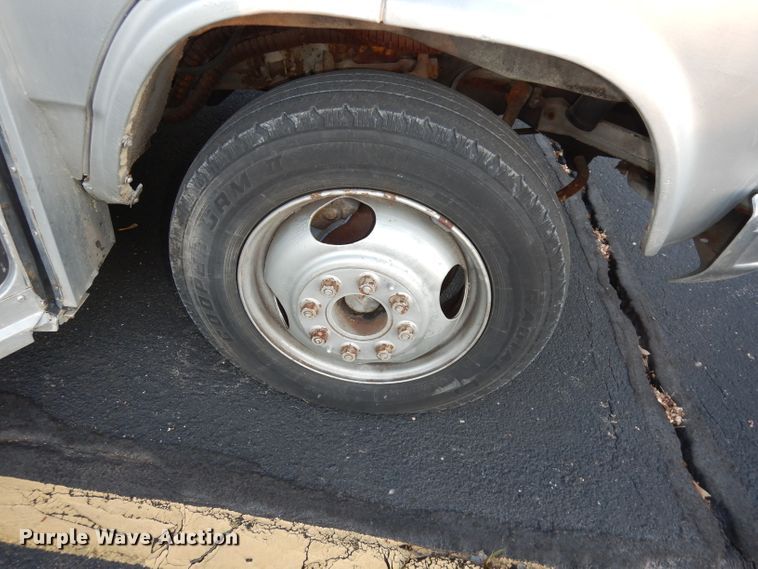 image for item DH8768 1985 Chevrolet G30  RV