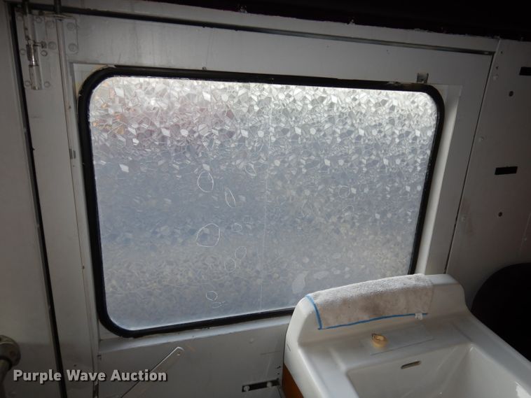 image for item DH8768 1985 Chevrolet G30  RV