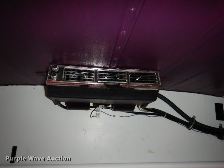 image for item DH8768 1985 Chevrolet G30  RV