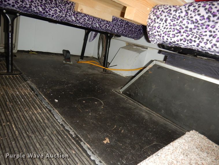 image for item DH8768 1985 Chevrolet G30  RV