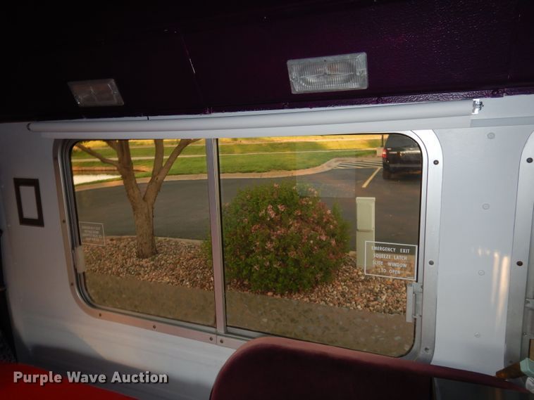 image for item DH8768 1985 Chevrolet G30  RV