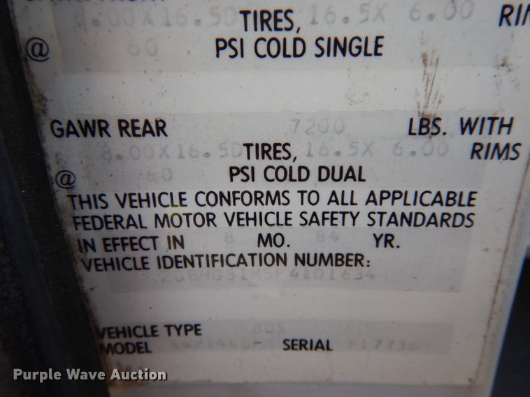 image for item DH8768 1985 Chevrolet G30  RV