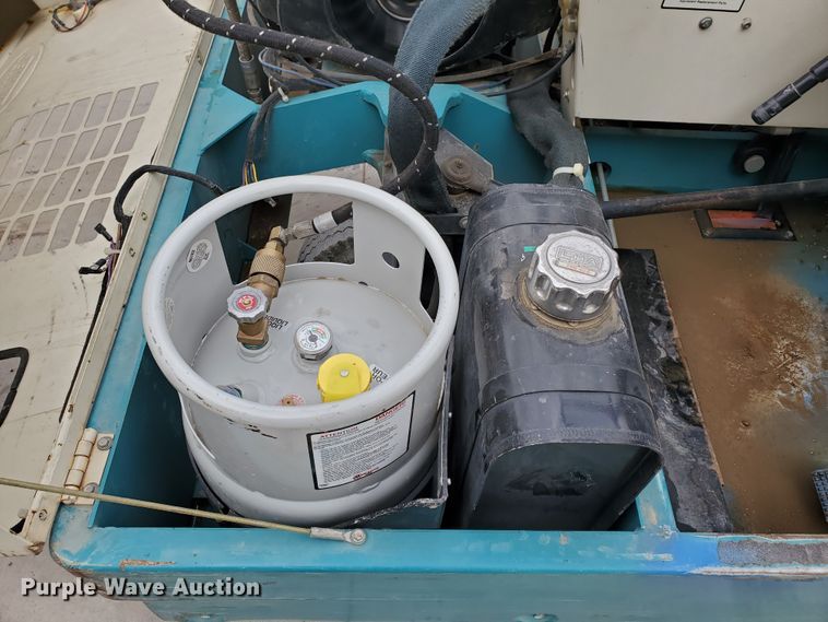 image for item DI4799 Tennant 235  sweeper