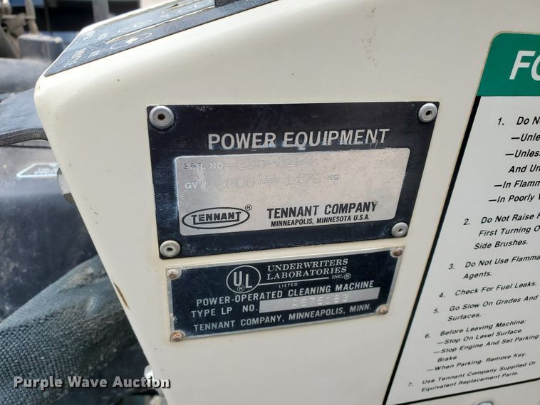 image for item DI4799 Tennant 235  sweeper