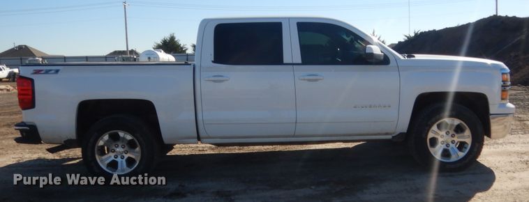 image for item DJ1843 2015 Chevrolet Silverado 1500  Crew Cab pickup truck