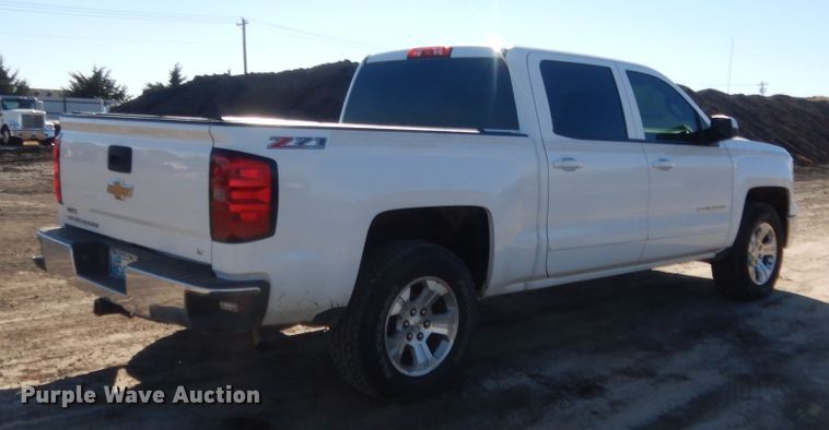 image for item DJ1843 2015 Chevrolet Silverado 1500  Crew Cab pickup truck