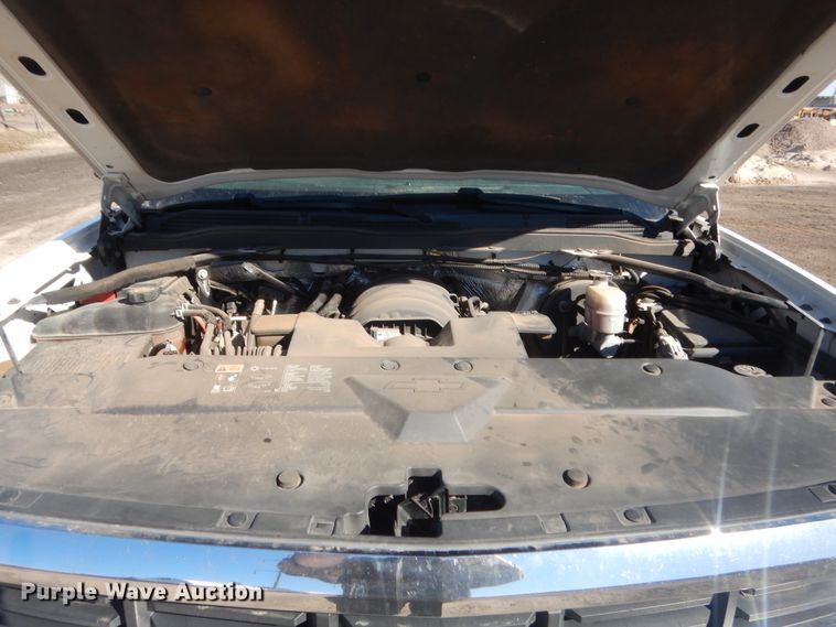 image for item DJ1843 2015 Chevrolet Silverado 1500  Crew Cab pickup truck