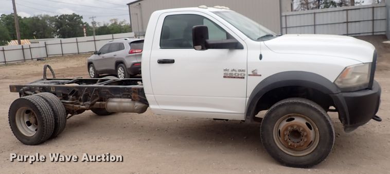 image for item DJ5673 2015 Dodge Ram 5500  truck cab and chassis