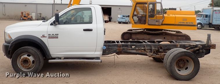 image for item DJ5673 2015 Dodge Ram 5500  truck cab and chassis