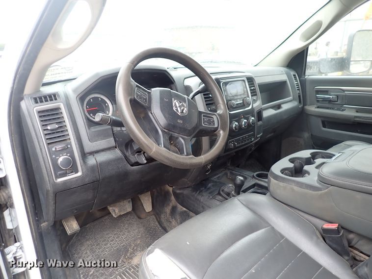 image for item DJ5673 2015 Dodge Ram 5500  truck cab and chassis