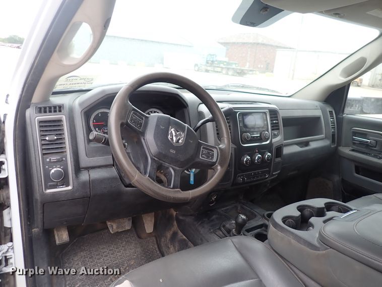 image for item DJ5673 2015 Dodge Ram 5500  truck cab and chassis