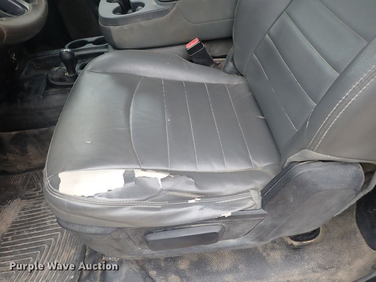 image for item DJ5673 2015 Dodge Ram 5500  truck cab and chassis