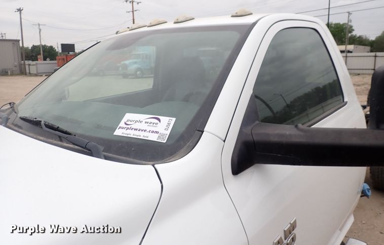 image for item DJ5673 2015 Dodge Ram 5500  truck cab and chassis